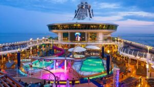 Romantic Dinner Cruise in Goa