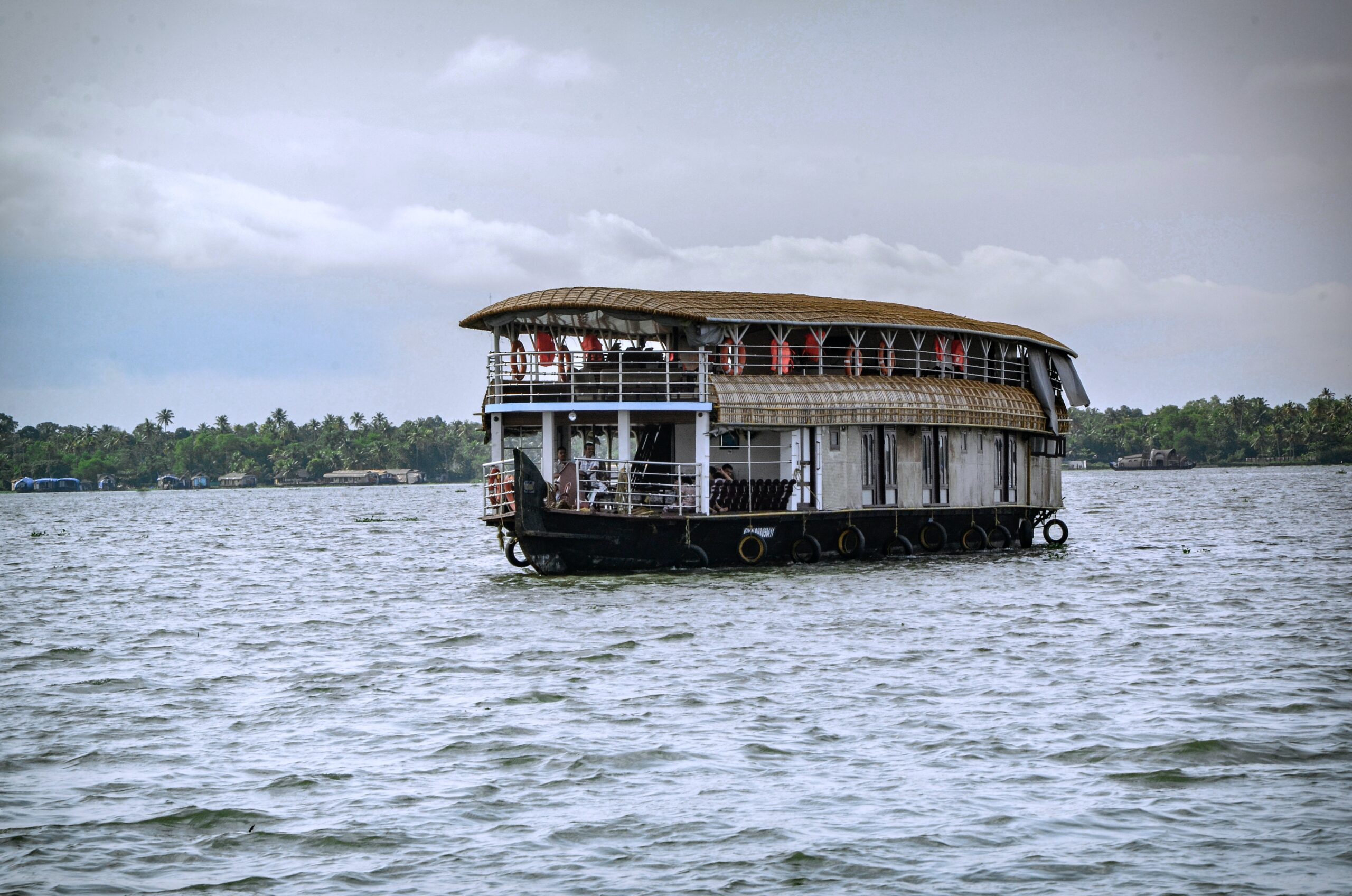 Houseboat Stay in Goa